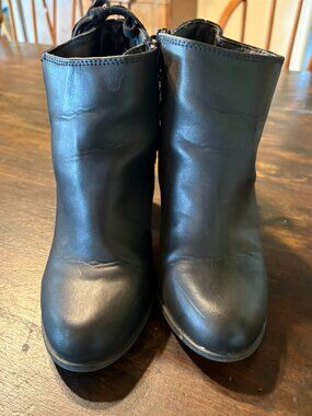 Carlos Santana "JOJO" Black Tassel Ankle Boots – Size 8.5